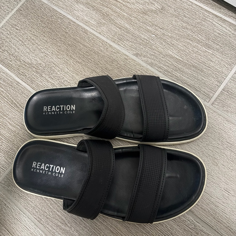 Kenneth Cole Reaction Black Double Strap Slides